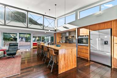 10 Cave Road_2