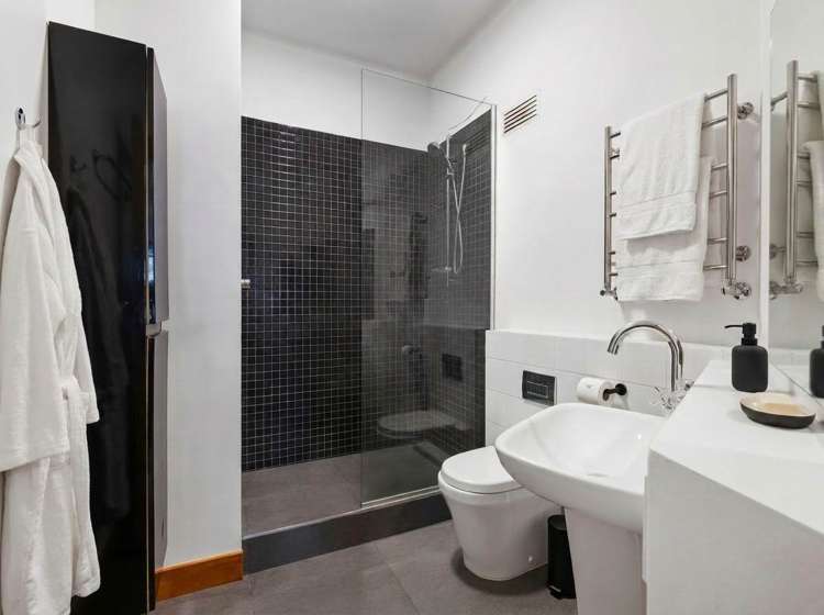 63/66 Emily Place City Centre_14