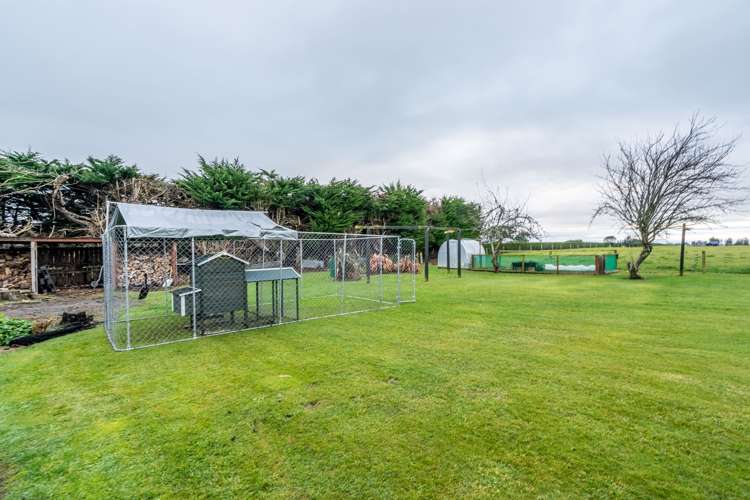 143 Flora Road East Makarewa_40