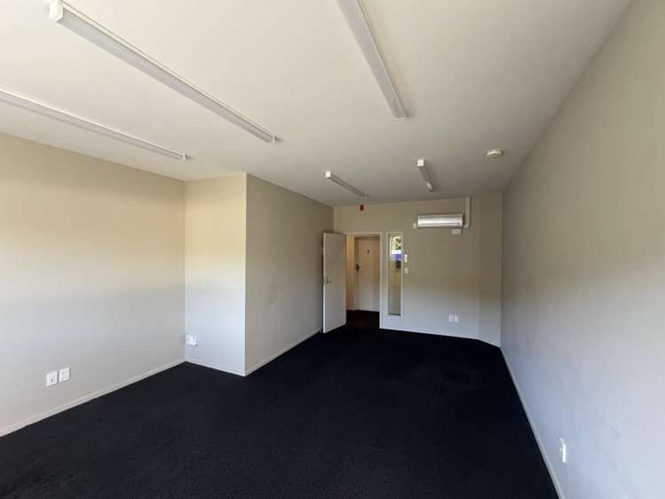 194 Main Road Tawa_9