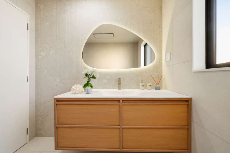 14 Mairehau Street Westgate_17