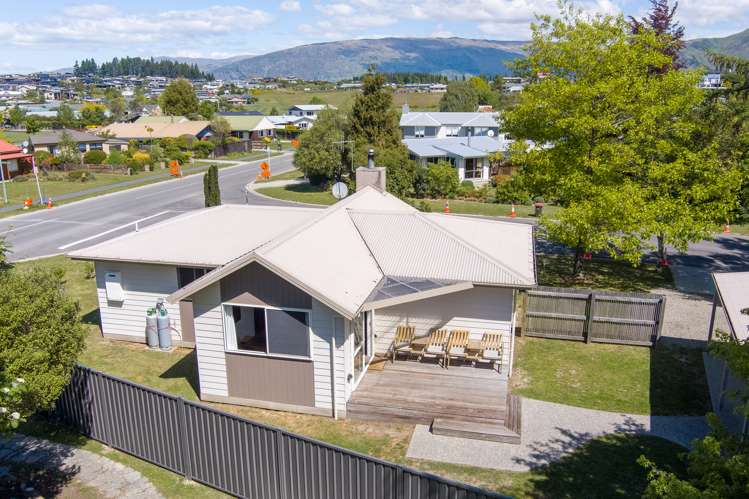 2 Hunter Crescent Wanaka_25