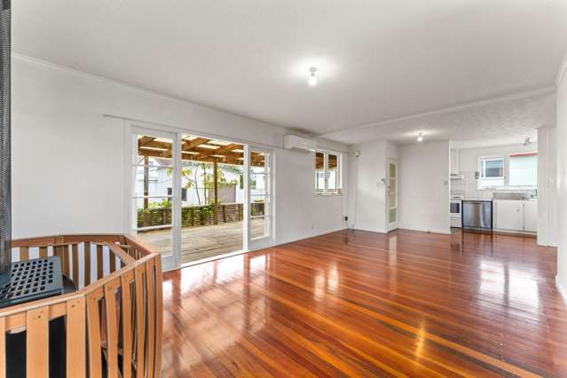 30 Ozich Avenue Te Atatu South_3