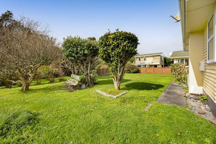 15 Whitcombe Road Opunake_20