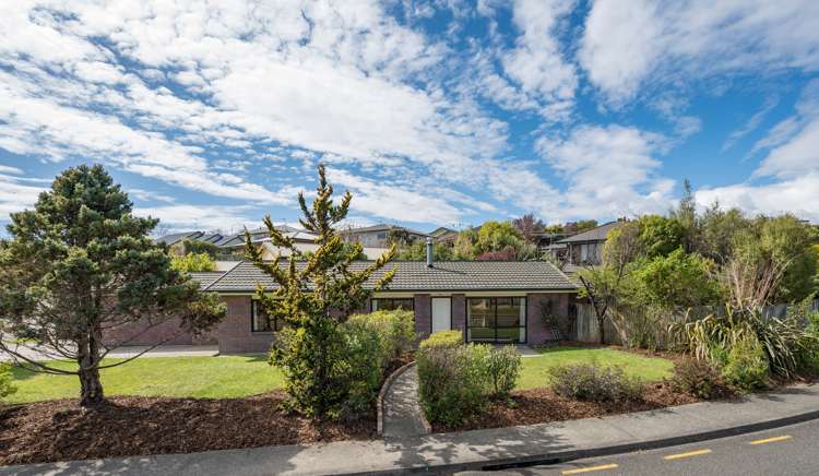 2 Lingfield Place Richmond_23