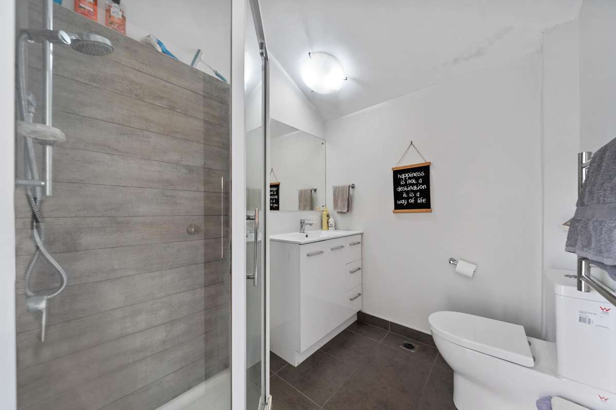 75 Malaspina Place_5