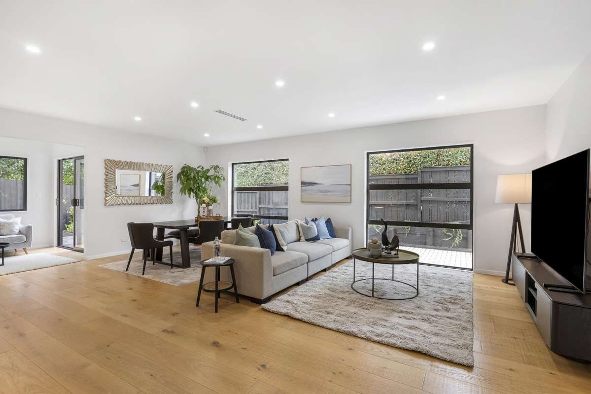 30B Waiatarua Road_4