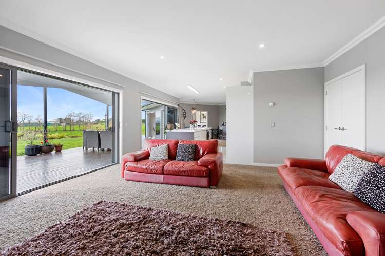 39 Matarikoriko Road Waitara_5