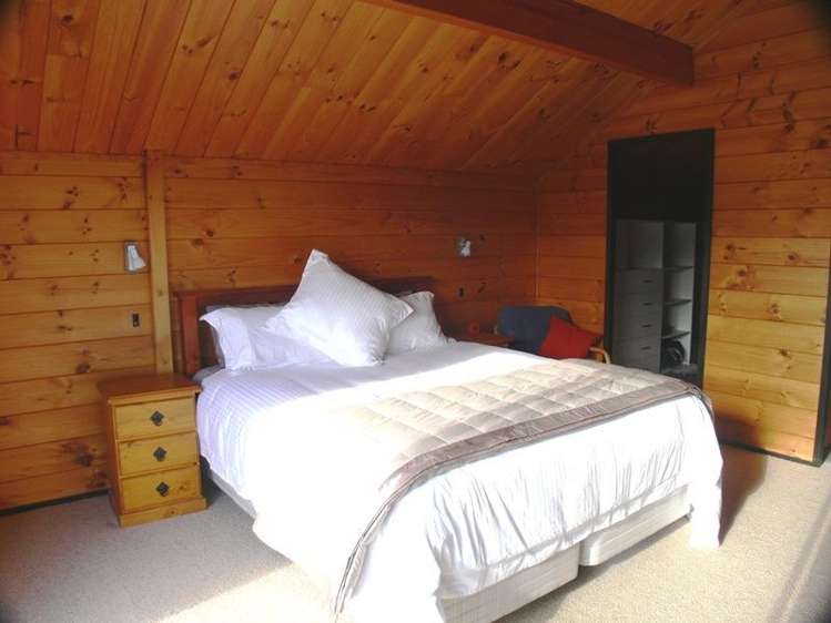 28 Pleasant Place Pauanui_1