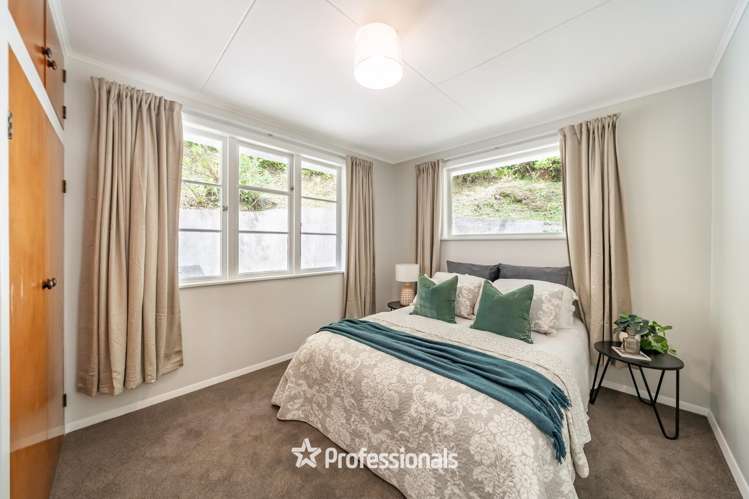 11 Hill Grove Naenae_9