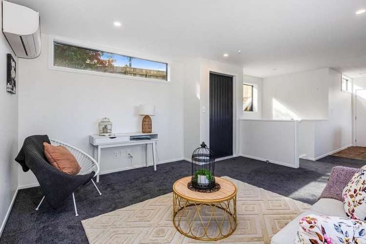 2/10A Rewa Terrace Tawa_14