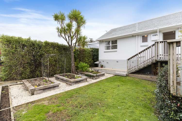 1/43 Aeroview Drive Beach Haven_27