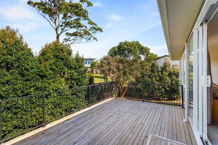 41 Meadowvale Rise Titirangi_8