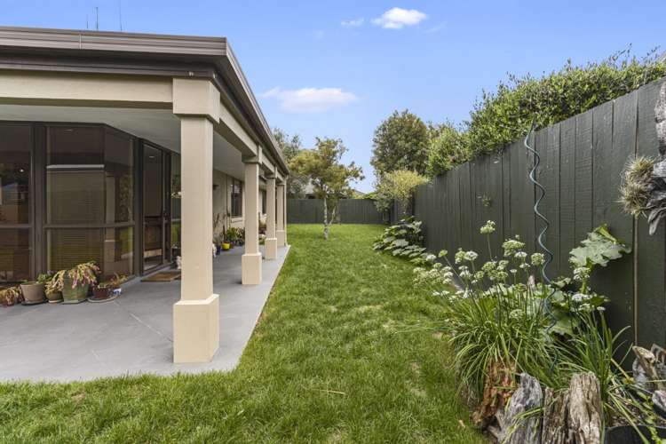 15 Gambia Grove Flagstaff_11