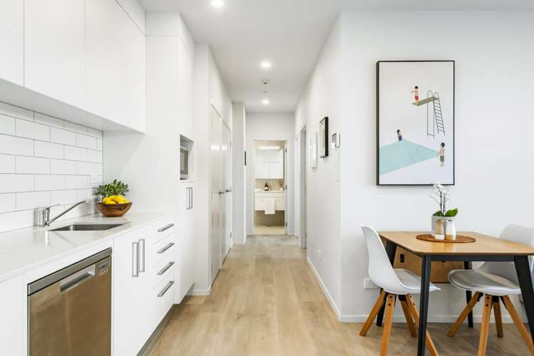 201/10 Awataha Drive Northcote_9