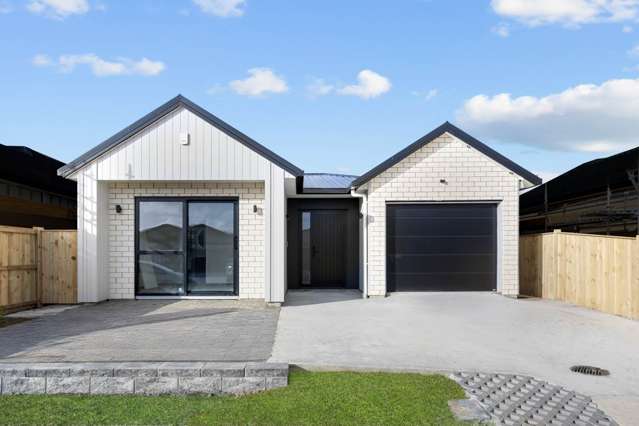 Modern Single-Level Home with Dual Kitchens!