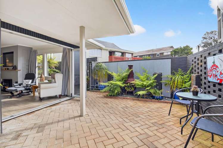 7 Tyrian Close Half Moon Bay_12