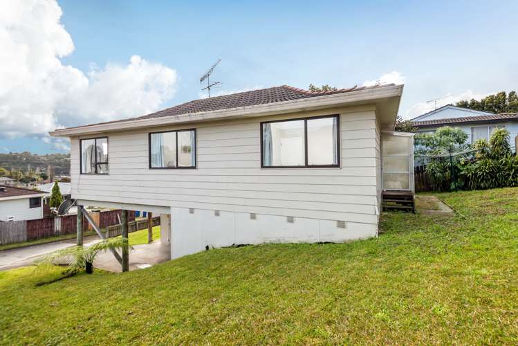 12 Halloran Place Massey_14