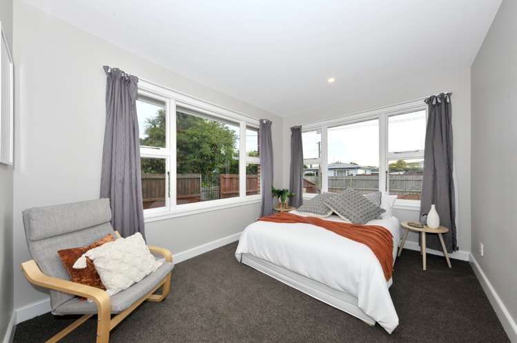 11 Swift Street 10145_4