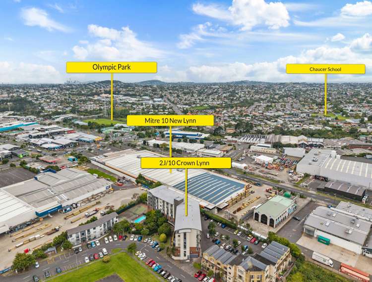 2J/10 Crown Lynn Place New Lynn_15