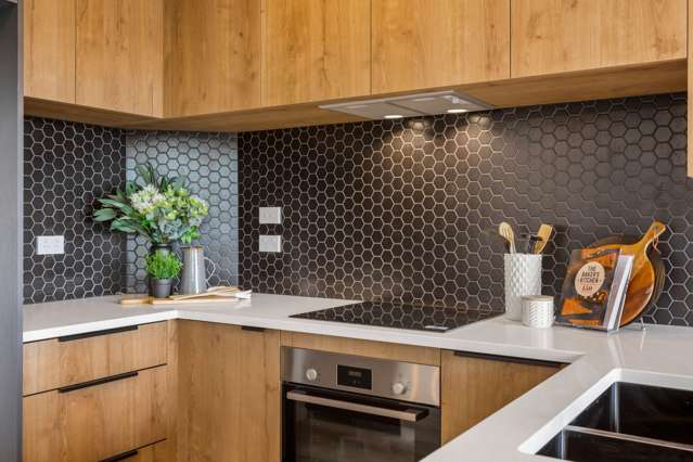 UNIT 6 13 FAIRDALE PLACE_1