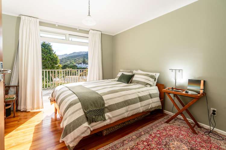 8 Torwood Road Khandallah_13