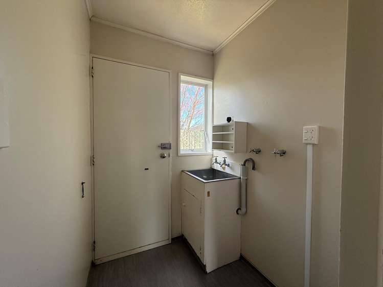 2/46 Delaware Crescent Russley_7