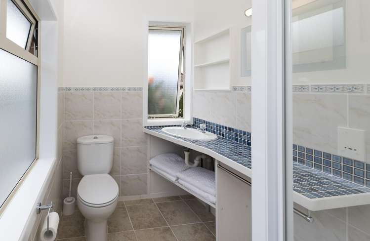 72 Pah Road Cockle Bay_15