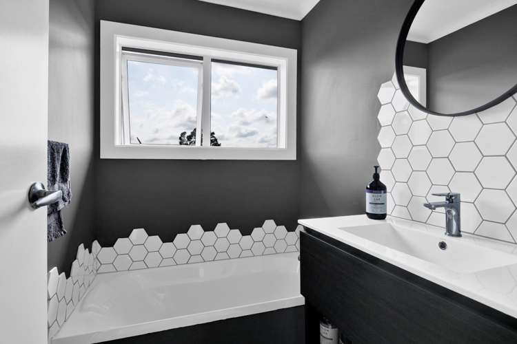 12 Rennell Street Frankleigh Park_16