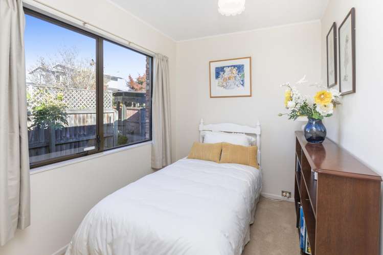 73A Mays Road St Albans_11