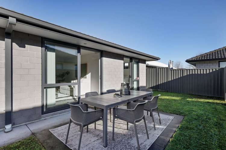 11 Taffe Crescent Pyes Pa_24