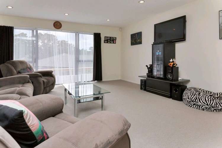 32 Pebble Beach Boulevard Kamo_2