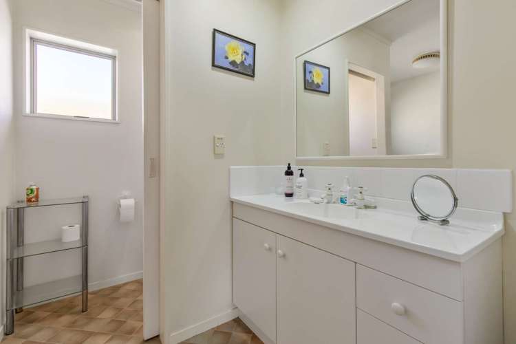 74 Tawavale Street Pukehangi_12