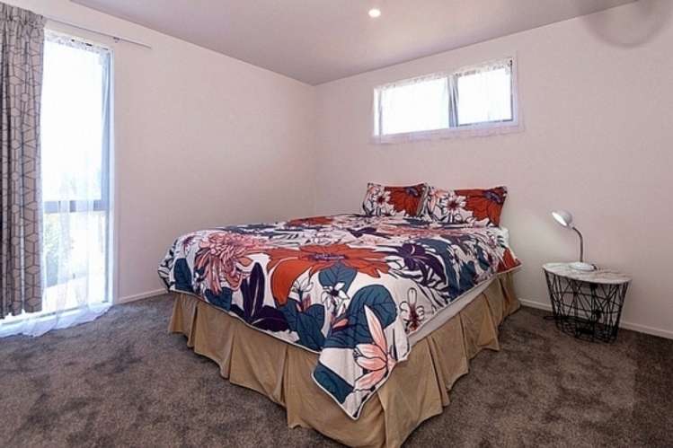 23 Dudley Crescent Cable Bay_11