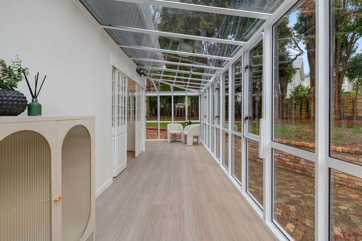 147B Whangaparaoa Road_1
