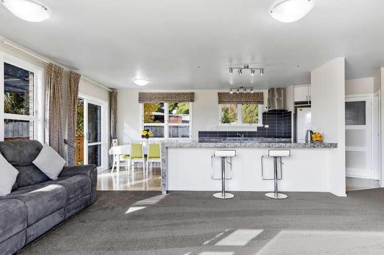 5 Tawa Street Hilltop_7