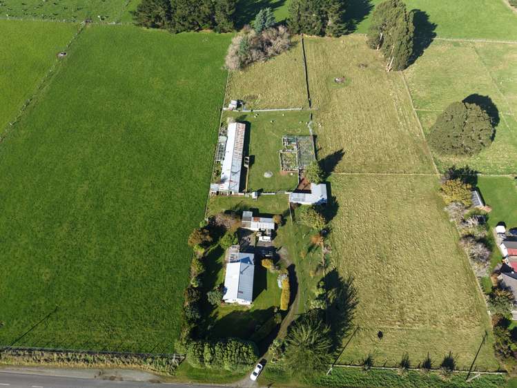 73 Papatotara Road Tuatapere_10