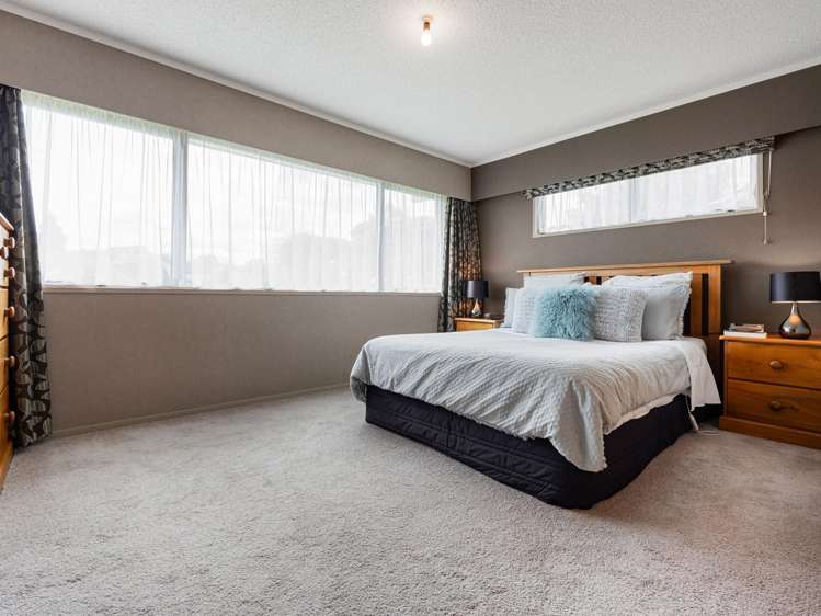 22 Splitt Avenue Glenview_8