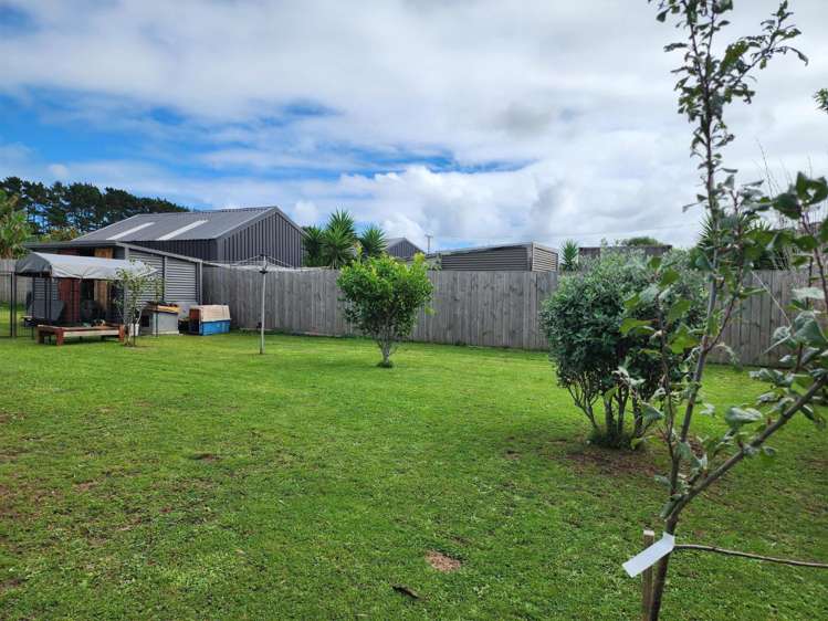 2 Mahuru Lane Okato_17