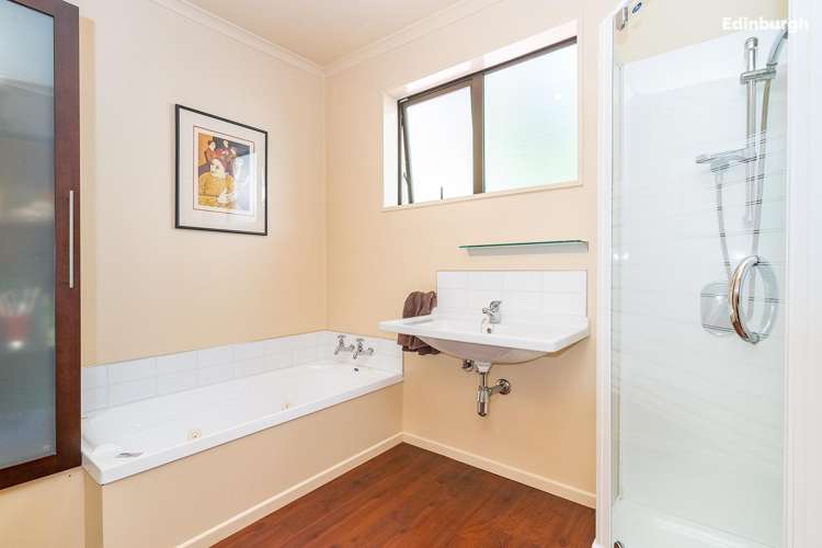 1 Leyden Terrace Andersons Bay_23