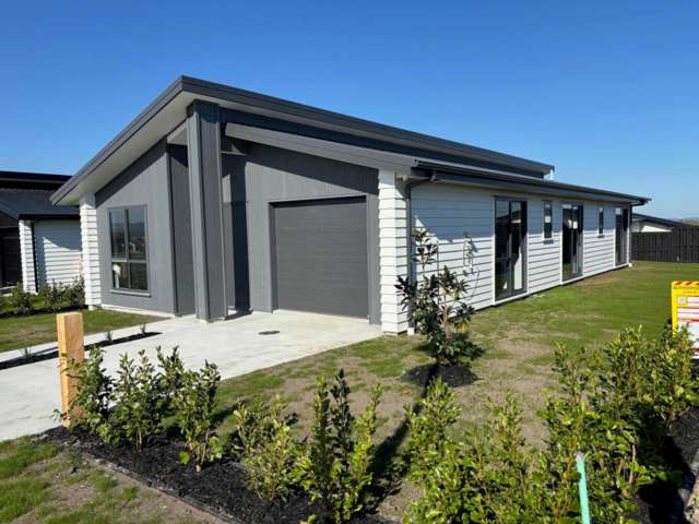 Ready to Move in Now!