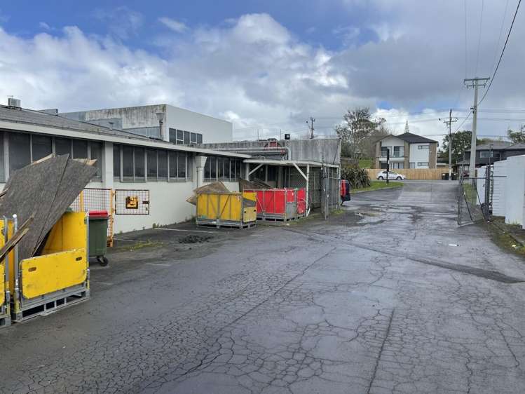 217-225 Archers Road Wairau Valley_5