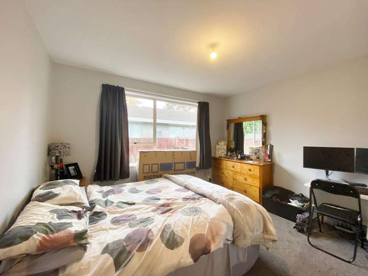 2/34 Vienna St Waltham_9