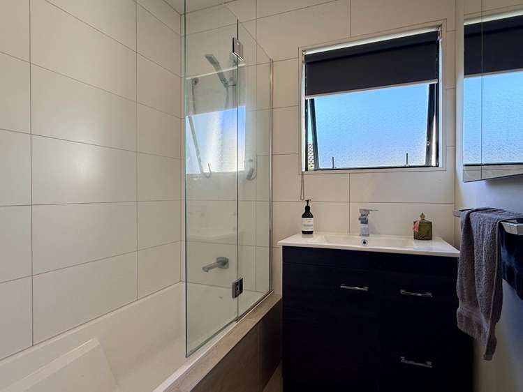 145B Centreway Road Orewa_9