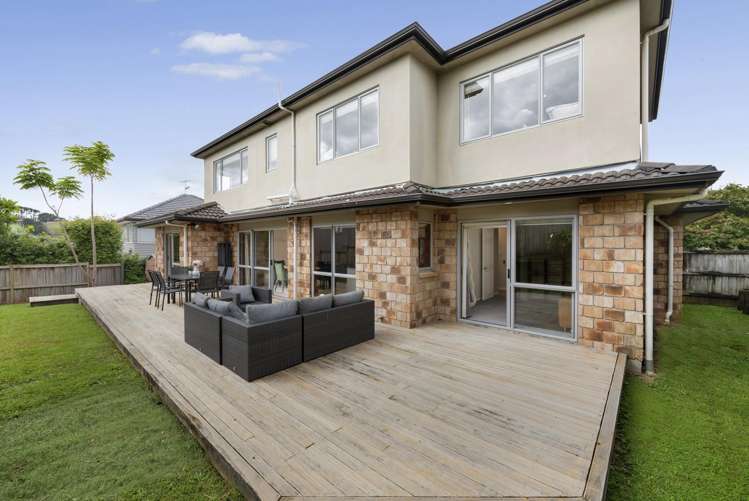 19 Gibbston Crescent Flat Bush_13