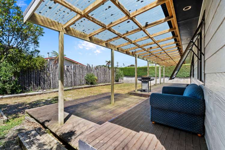 62 Atkinson Avenue Otaki Beach_13