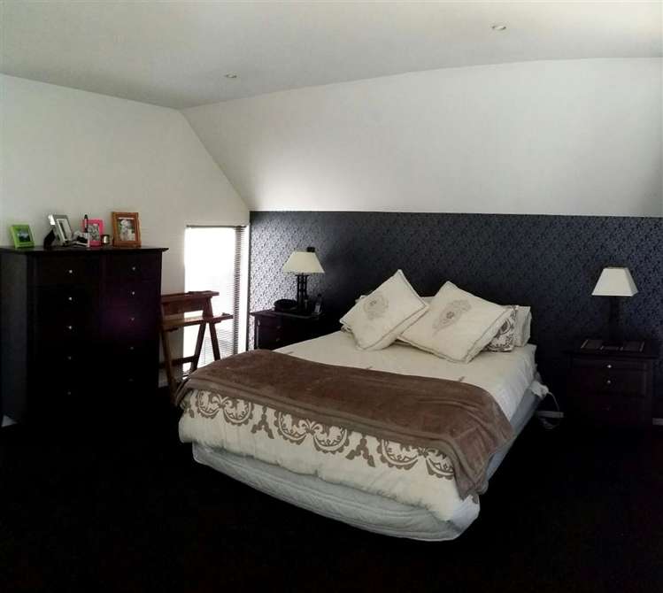 1/235 Lincoln Road Addington_6