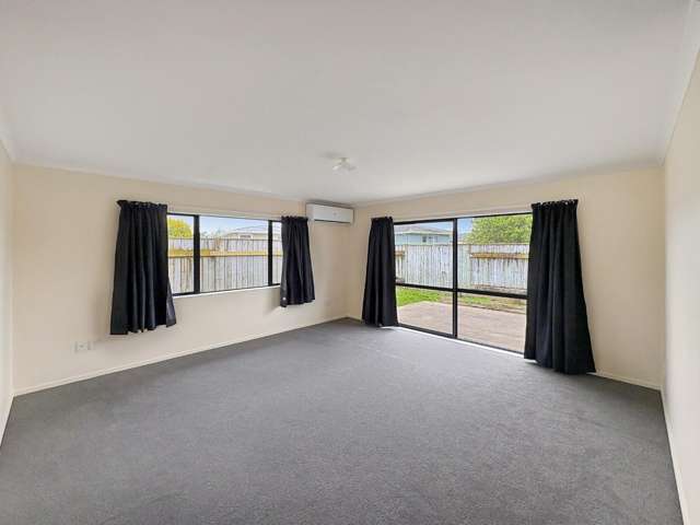 25A Vernon Avenue 10930_2