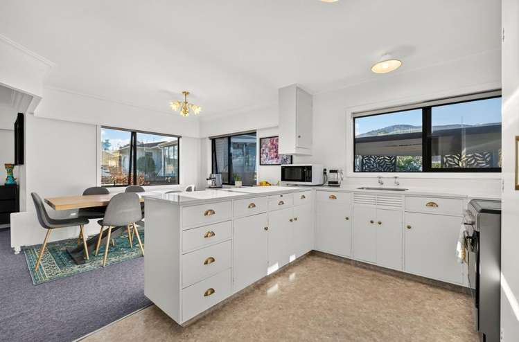 1/5 Alyson Place_1