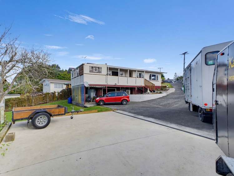 18 Adams Place Te Kamo_32